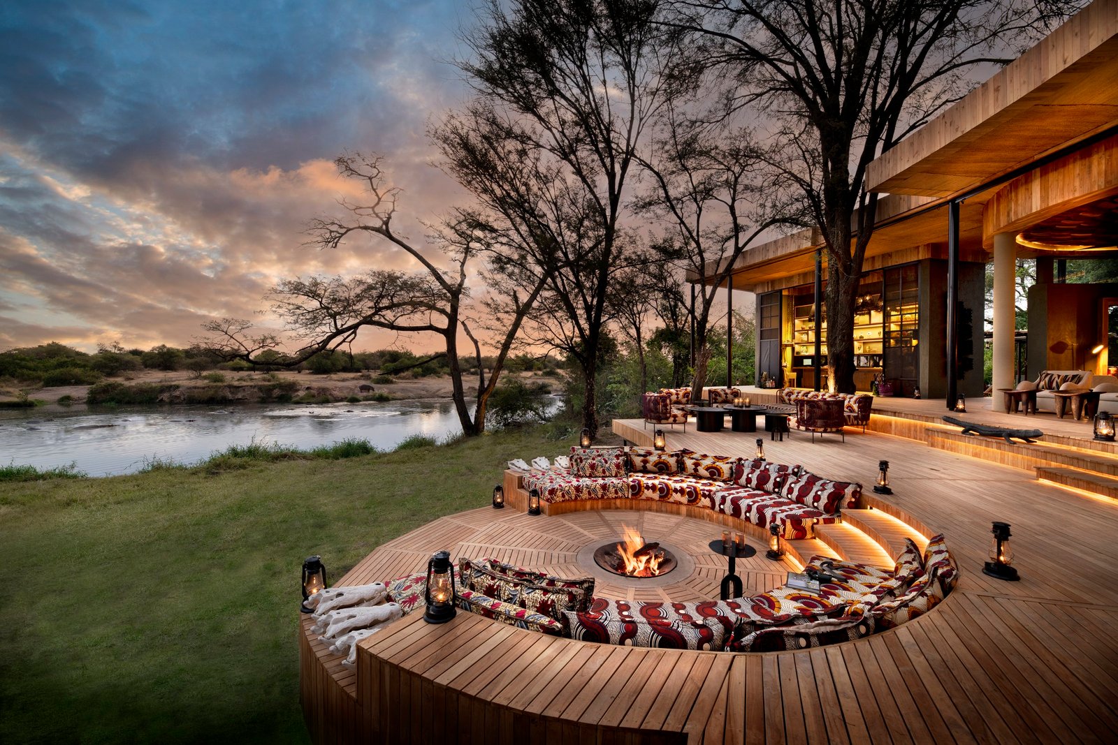 SafariTeller travel image