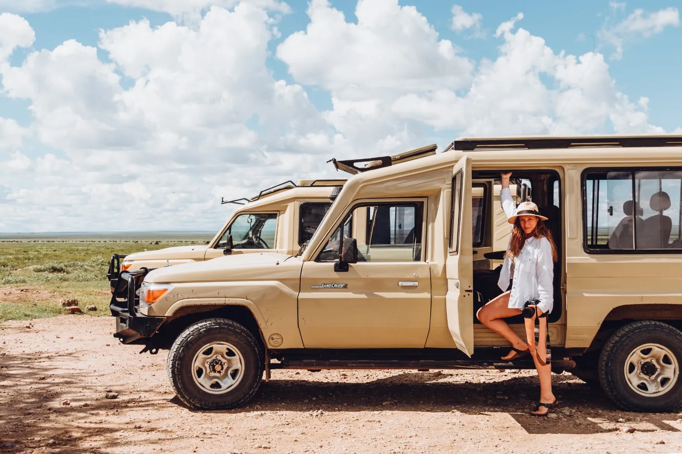 SafariTeller travel image